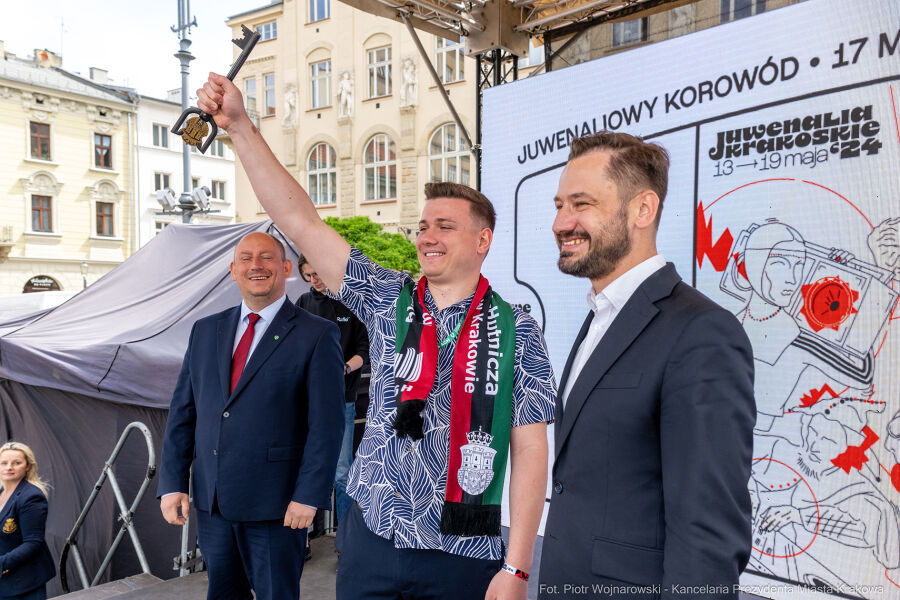 Prezydent Aleksander Miszalski przekazał studentom klucz do bram miasta. Juwenalia rozpoczęte!