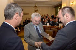 Prezydent Krakowa odznaczony za zasługi dla samorządu