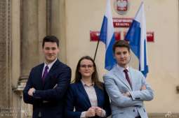 Licealiści w roli posłów, czyli I Krakowski Parlament Młodzieży