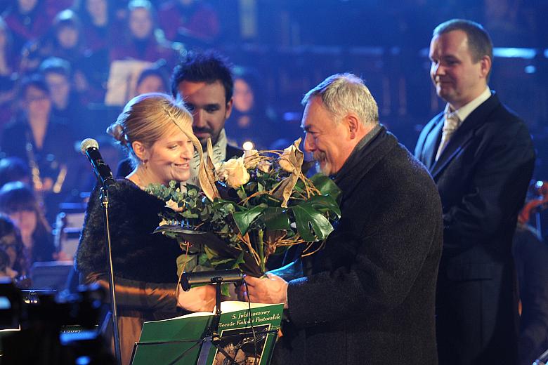 Po zakończonym koncercie Prezydent Jacek Majchrowski podziękował wykonawcom.