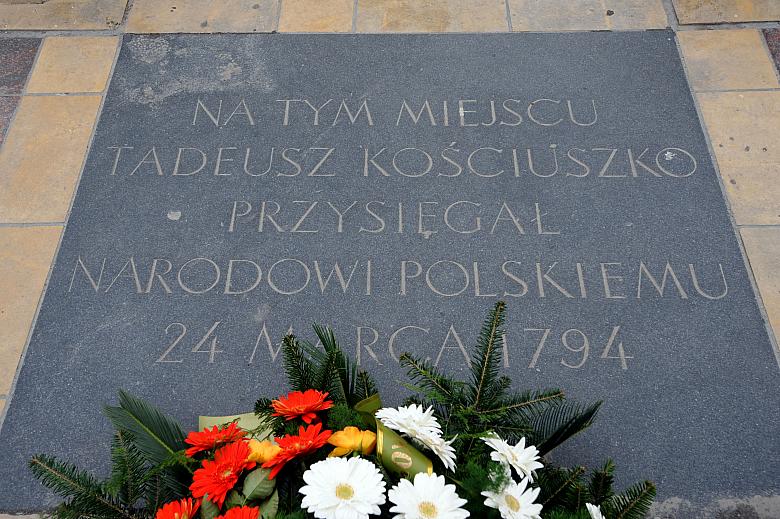 Jak co roku Kraków uczcił kolejną - już 215. - rocznicę przysięgi Tadeusza Kościuszki. Uroczystość odbyła się na Rynku Głównym, 
