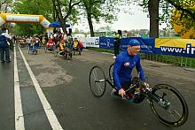 W tym roku start Maratonu odbył się na krakowskich Błoniach.