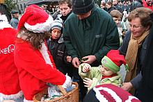 Organizatorzy zbierali od dzieci listy do Świętego Mikołaja...
