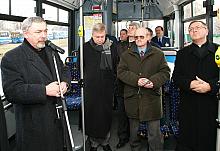 Przy ul. Meissnera odbyła się uroczystość wprowadzenia do ruchu pięciu nowych autobusów przegubowych marki Jelcz. 
