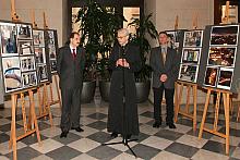 Otwarcia wystawy dokonał 
Ks. Franciszek Kardynał Macharski oraz dr inż. Paweł Pytko, Przewodniczący Rady Miasta Krakowa.