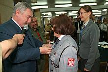 Prezydent Jacek Majchrowski wręczył Odznakę "Honoris gratia" hm. Teresie Tarkowskiej...