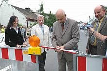Otwarcia ulicy dokonał 
Paweł Ludwig 
z firmy Mota-Engil Polska SA, 
której zlecono przebudowę.  