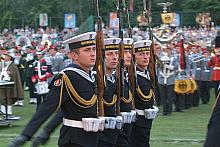 Parada żołnierzy Marynarki Wojennej.