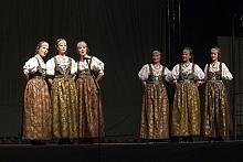 W Alei Róż rozbrzmiewały pieśni z różnych regionów Polski.