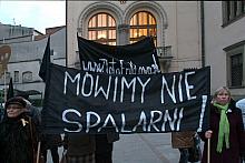 W tym samym czasie trwały rozmowy władz Krakowa z przedstawicielami protestujących. 
Ze strony miasta w rozmowach udział wzięli