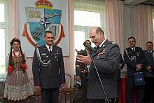 Ostatnia cześć święta odbyła się w siedzibie Ośrodka, którego dowódca, pułkownik dypl. pil. Arkadiusz Poluszyński otrzymał z rąk