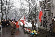  ...oddali hołd polskim żołnierzom poległym za Ojczyznę.