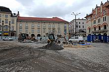Na Placu Szczepańskim trwają prace archeologiczne.