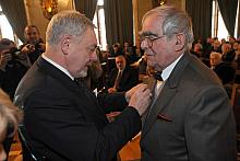 Mistrz otrzymał z rąk Prezydenta Majchrowskiego Odznakę "Honoris gratia"...