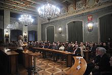 W sali Obrad Rady Miasta Krakowa zgromadzili się przedstawiciele niemal wszystkich klubów sportowych działających na terenie mia
