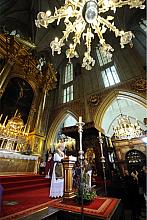...rozpoczęte mszą świętą odprawioną przez  Jego Eminencję Stanisława Kardynała Dziwisza, Metropolitę Krakowskiego.