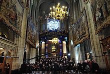 Oprawę muzyczną przygotowała Capella Cracoviensis pod dyrekcją Jana Tomasza Adamusa, która wykonała "Mszę" autorstwa J