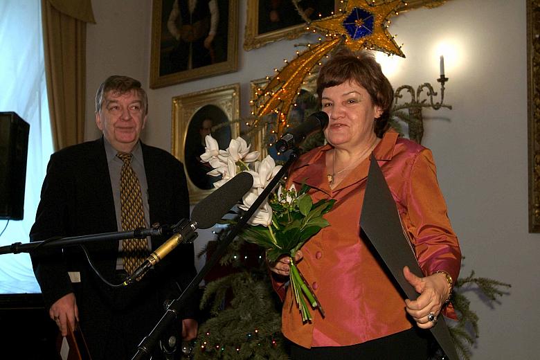 Złoty Laur za mistrzostwo 
w dziedzinie publicystyki kulturalnej i twórczości literackiej przyznano Bognie Wernichowskiej, pisa