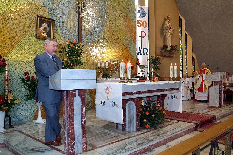 W uroczystości 50-lecia posługi kapłańskiej uczestniczył Jacek Majchrowski, Prezydent Miasta Krakowa.
