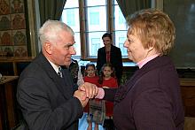Wyróżnienie z rąk przewodniczącego Kapituły Józefa Winiarskiego, Zastępcy Prezydenta Miasta Krakowa 
w latach 2002-2004, odebra
