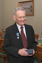 Prof. Jan M. Małecki - rektor Akademii Ekonomicznej w latch 1981-1984, znawca historii gospodarczej, historii Krakowa, dziejów Ż
