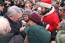 Licznie zgromadzeni krakowianie składali Prezydentowi Miasta Krakowa świąteczne życzenia ...