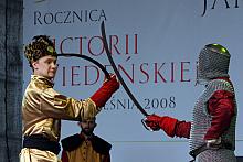 ... oraz szermierze, którzy prezentowali stroje i styl walki z czasów Jana III Sobieskiego.