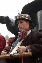 Przy dźwiękach muzyki spod Czarnohory otwarto kolejne, tradycyjne krakowskie Targi Wielkanocne, jak co roku zorganizowane przez 