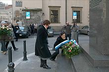 W dzień imienin Prezydenta Józefa Dietla pod pomnikiem dłuta Xawerego Dunikowskiego złożono kwiaty. 
Jako pierwsza wiązankę od 