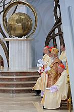 Homilii wysłuchali między innymi uczestniczący w Kongresie hierarchowie katoliccy różnych obrządków.