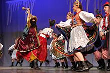 Na scenie prym wiódł tradycyjny, krakowski Lajkonik.