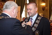Prezydent Krakowa Jacek Majchrowski wręczył Odznaki "Honoris gratia"...