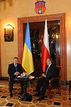 Spotkanie w Krakowie Prezydenta RP Bronisława Komorowskiego z Prezydentem Ukrainy Wiktorem Janukowyczem