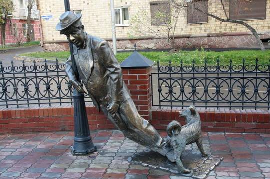 Wujek Wasia Pijak - pomnik w Krasnojarsku