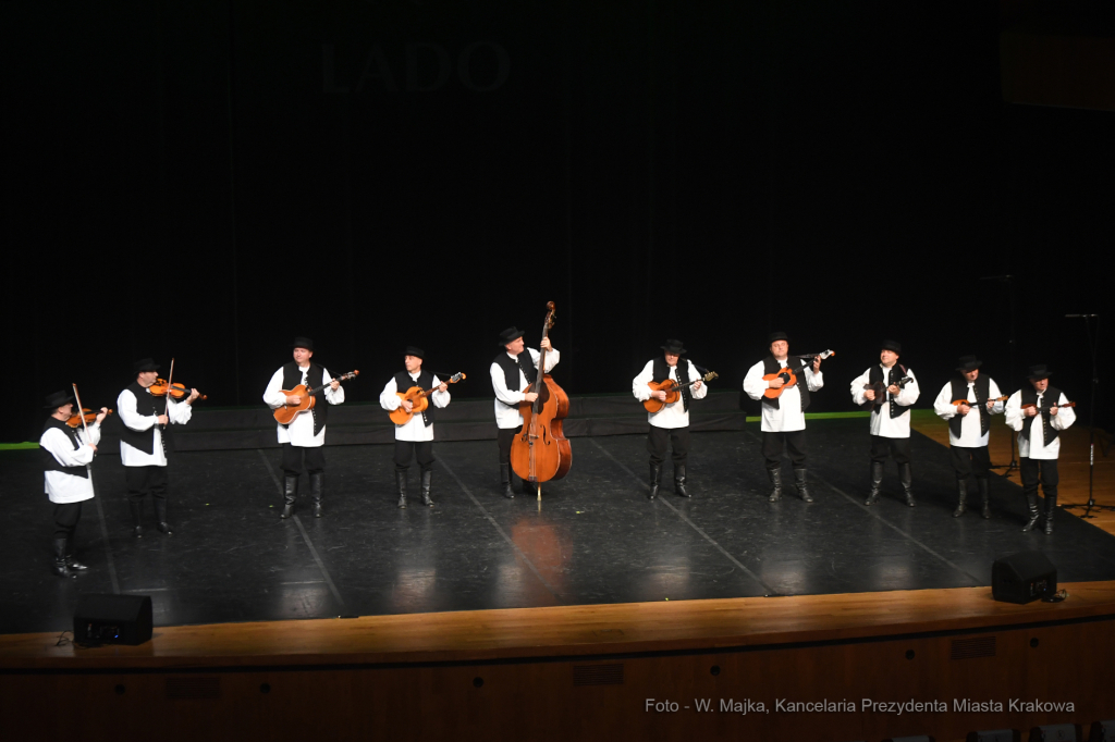 1414jpg.jpg-koncert charytatywny zespołu Lado z Chorwacji  Autor: W. Majka