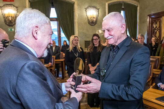 Uroczystość wręczenia Medalu „Za Mądrość Obywatelską” Krzysztofowi Jasińskiemu