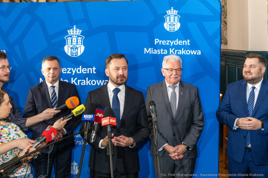 Konferencja prasowa Prezydenta Aleksandra Miszalskiego i jego nowo powołanych Zastępców