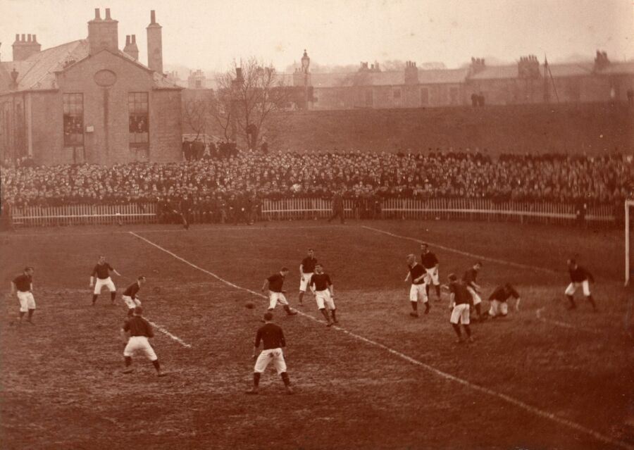 Mecz finałowy o Puchar Szkocji z 1896 roku - Hearts vs Hibs 